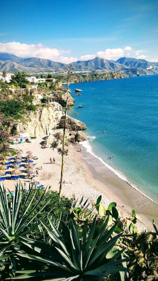 Villa Perla Blanca Sayalonga Екстериор снимка