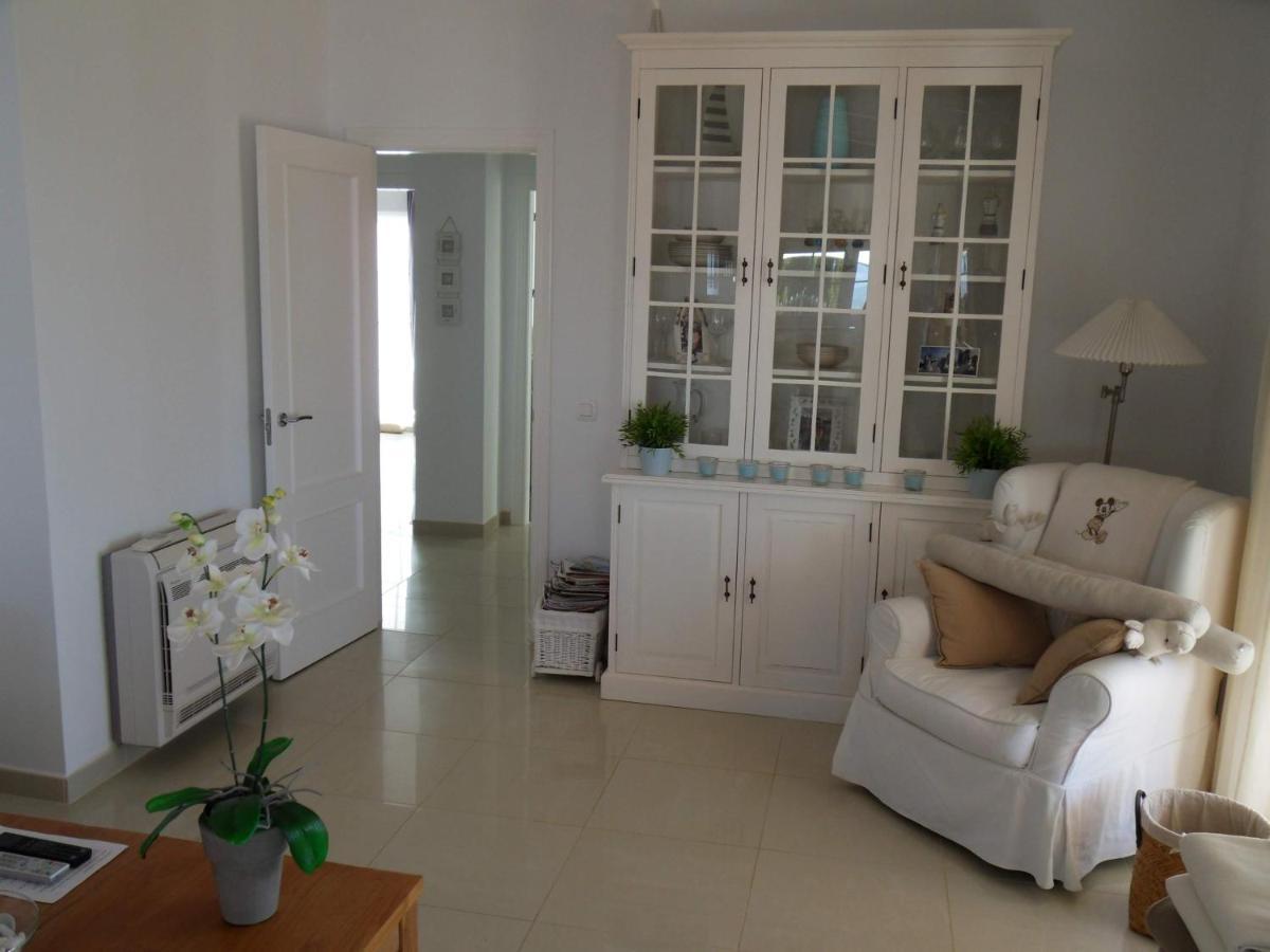 Villa Perla Blanca Sayalonga Екстериор снимка
