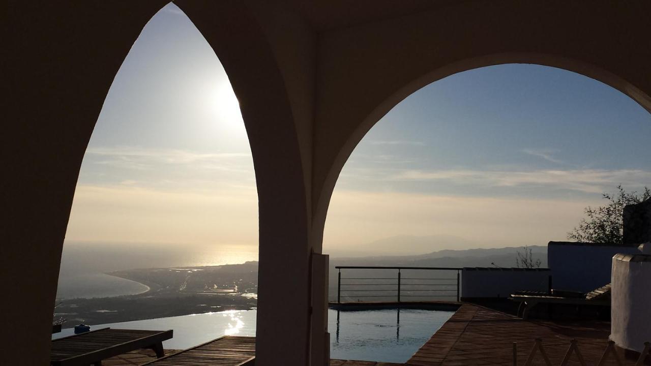 Villa Perla Blanca Sayalonga Екстериор снимка