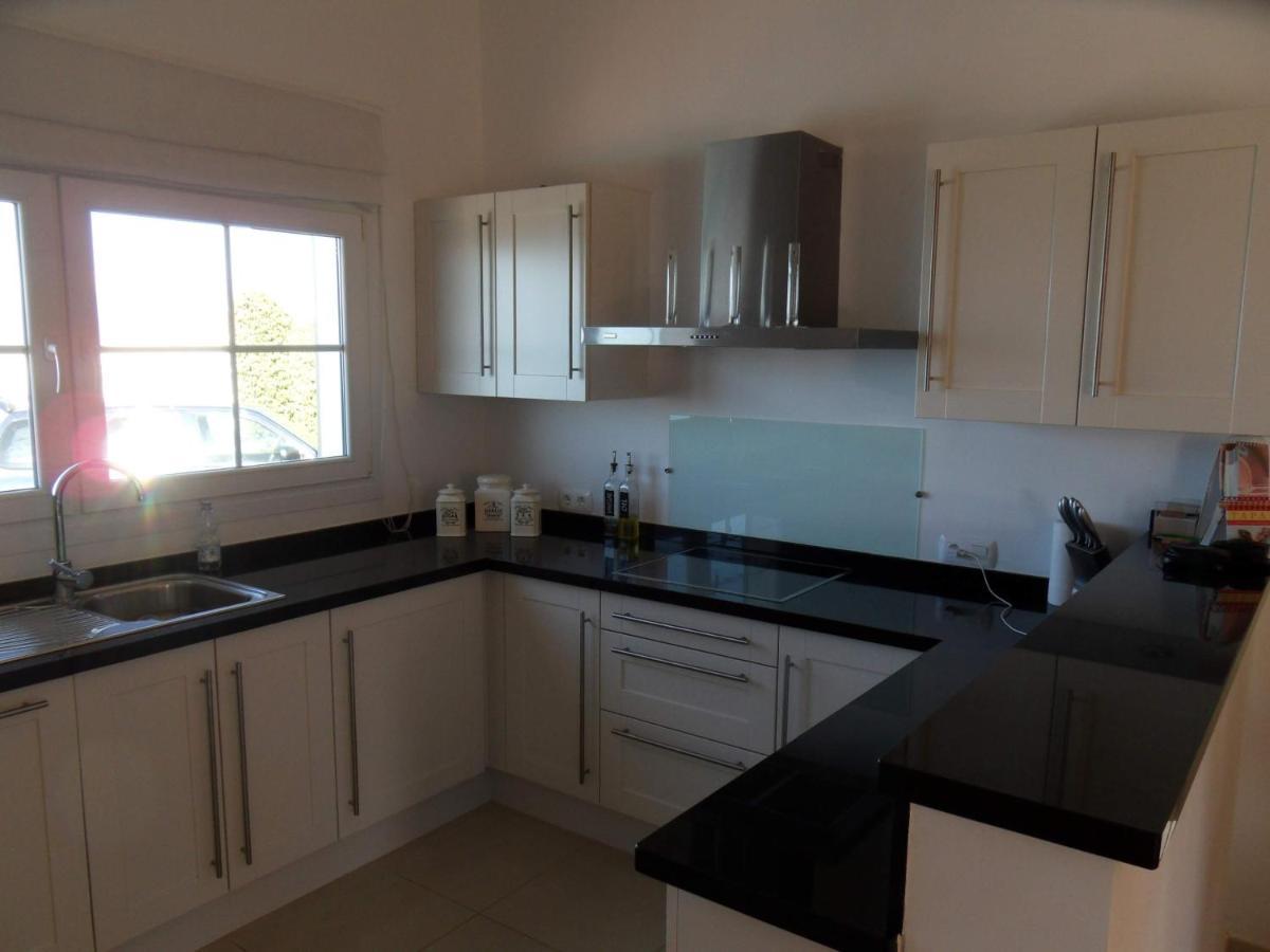 Villa Perla Blanca Sayalonga Екстериор снимка