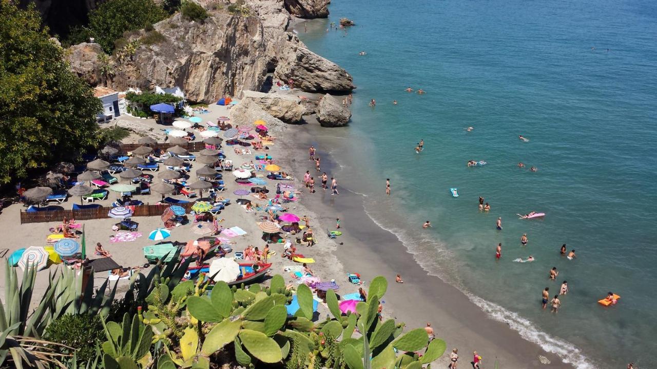 Villa Perla Blanca Sayalonga Екстериор снимка