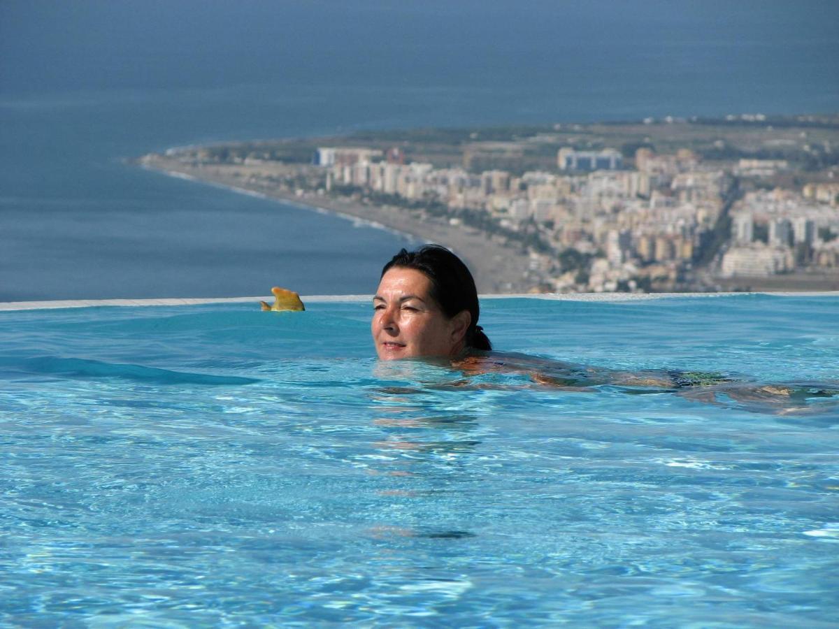 Villa Perla Blanca Sayalonga Екстериор снимка